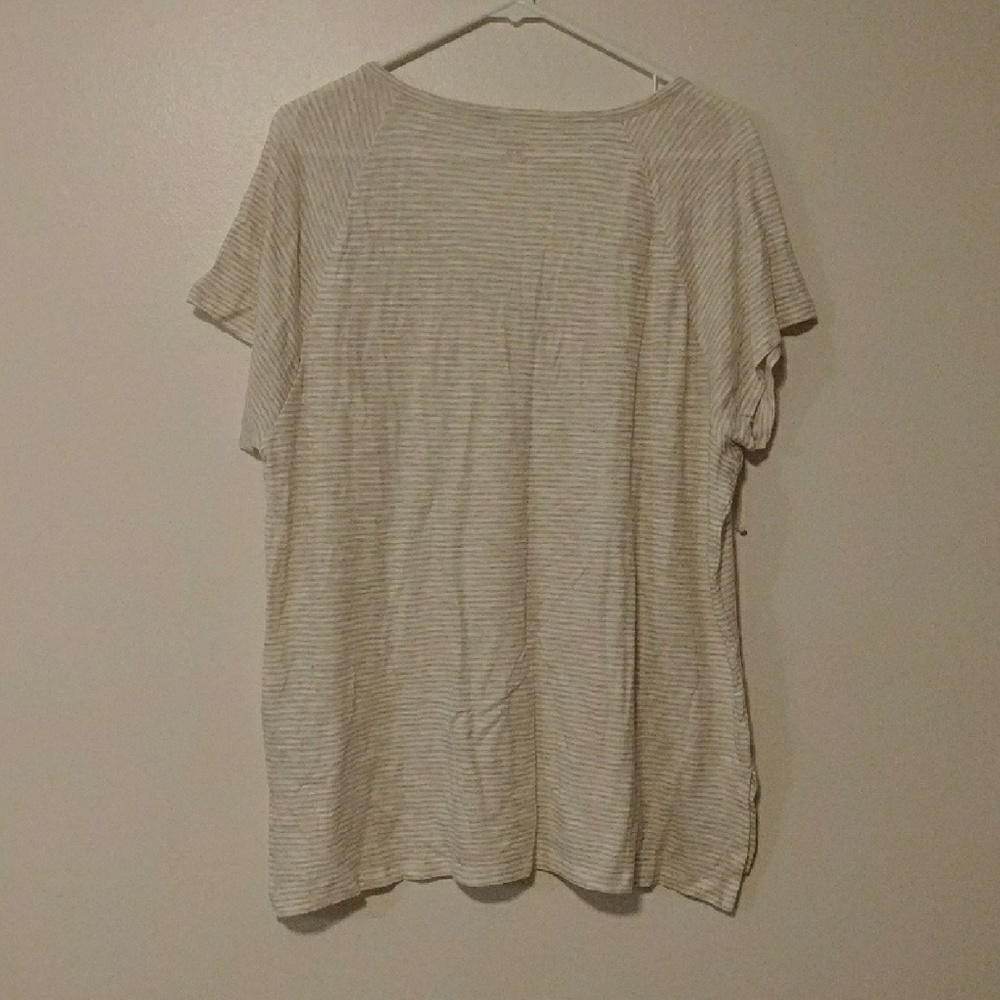 Madewell flowy high low split neck tee - Picture 4 of 6